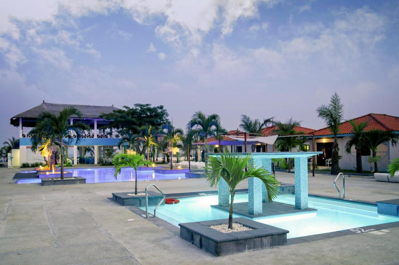 Djembe Beach Resort Kololi Exterior photo