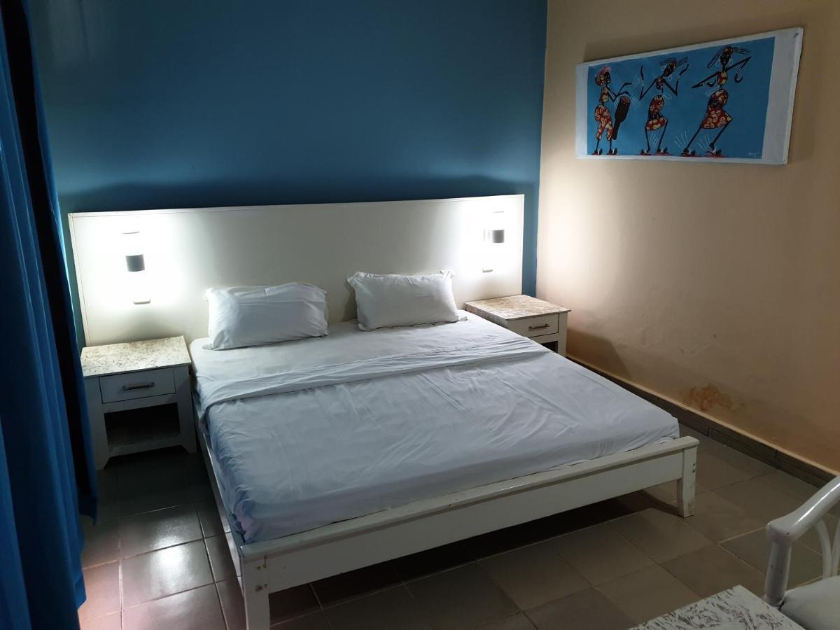 Djembe Beach Resort Kololi Exterior photo