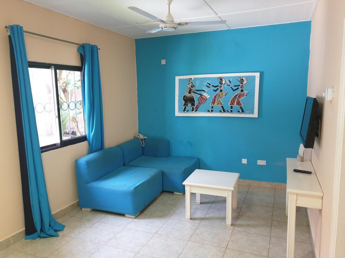 Djembe Beach Resort Kololi Exterior photo
