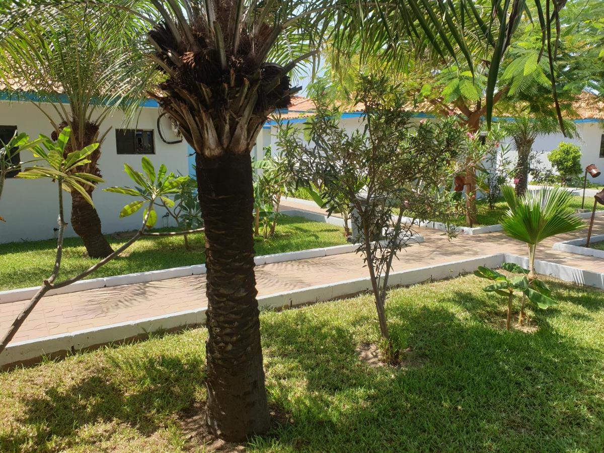 Djembe Beach Resort Kololi Exterior photo