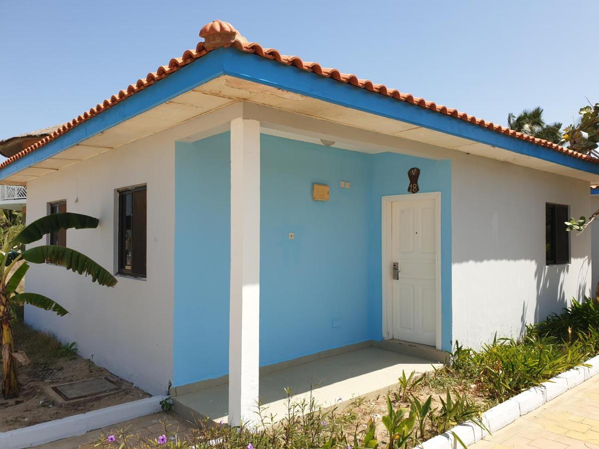 Djembe Beach Resort Kololi Exterior photo