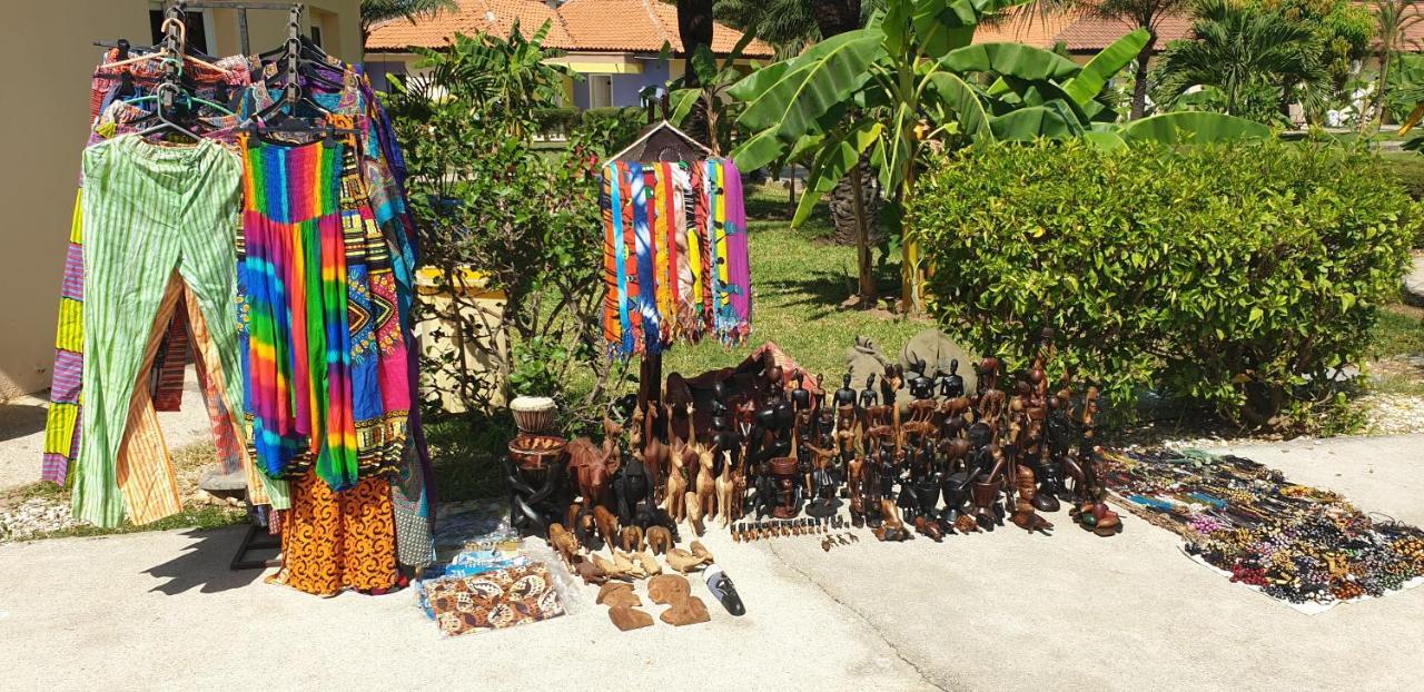 Djembe Beach Resort Kololi Exterior photo